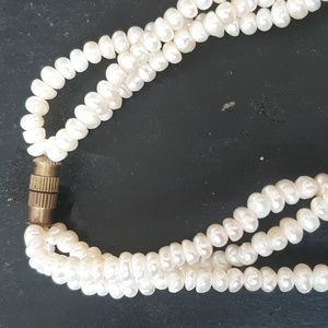 Vintage 3 strand FW Pearl necklace